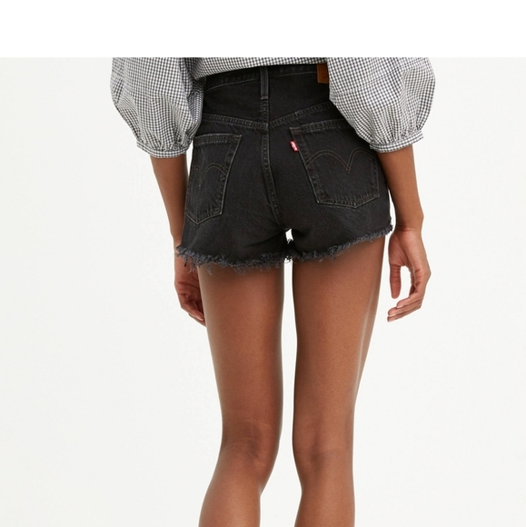 Levi's button fly jean shorts with cami top (M) - Picture 2 of 8